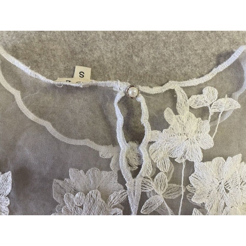 Pol Blouse Womens Small Ivory Sheer Embroidered Shirt Top Floral - Picture 6 of 13
